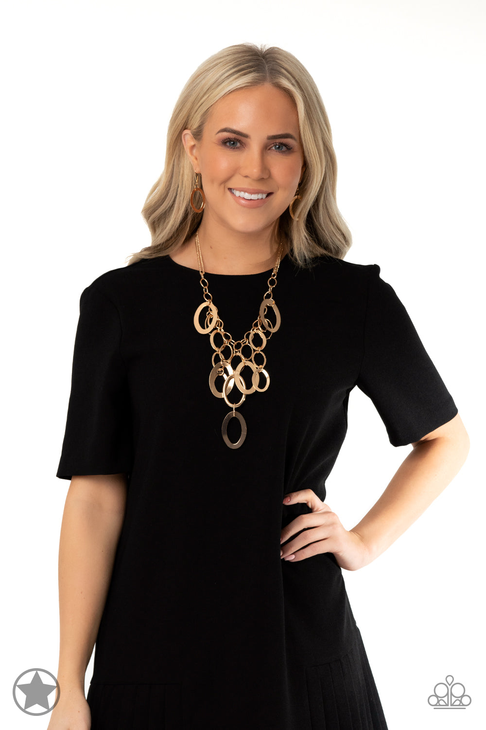 Paparazzi A Golden Spell-Gold Blockbuster Necklace