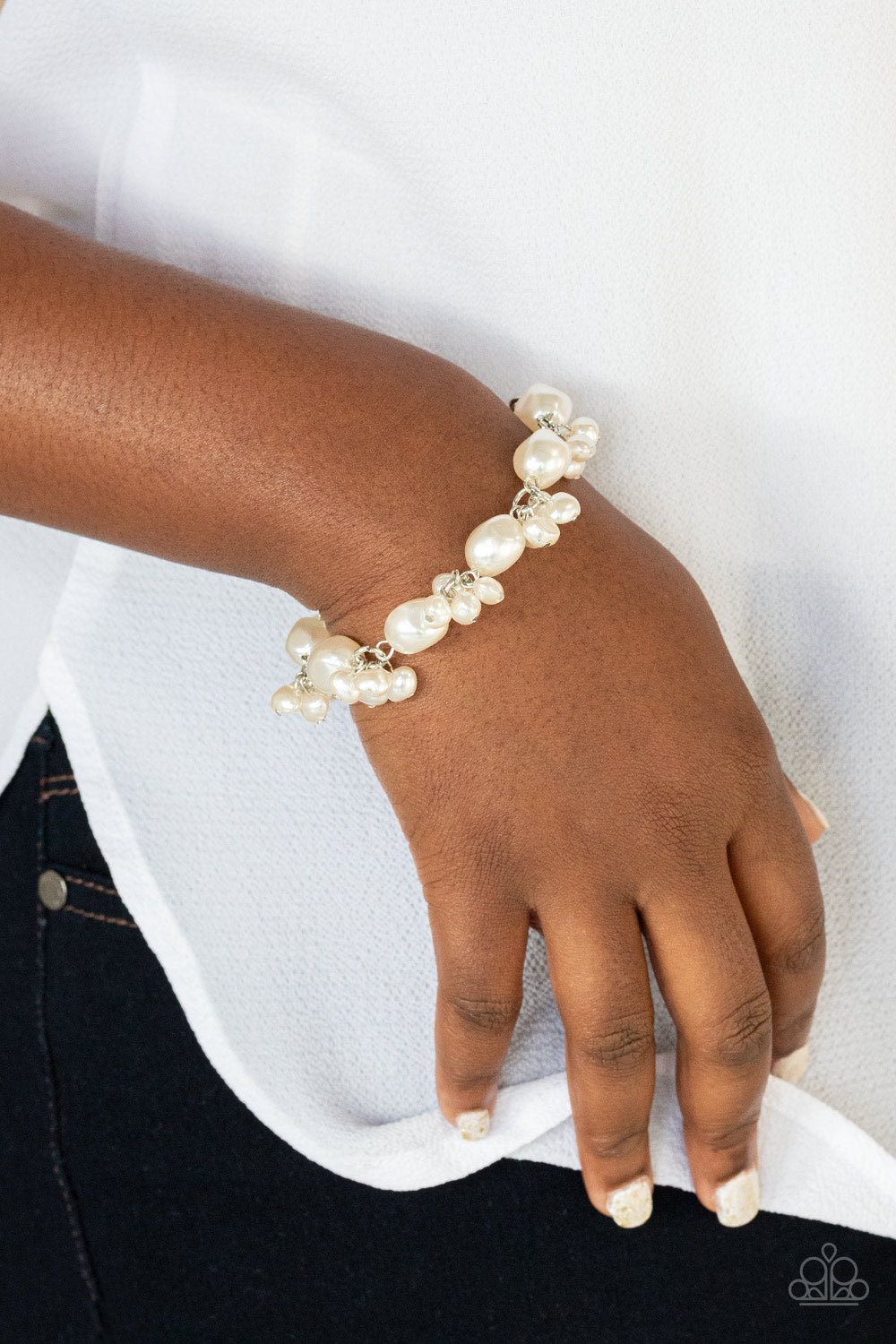 Paparazzi Imperfectly Perfect - White Bracelet