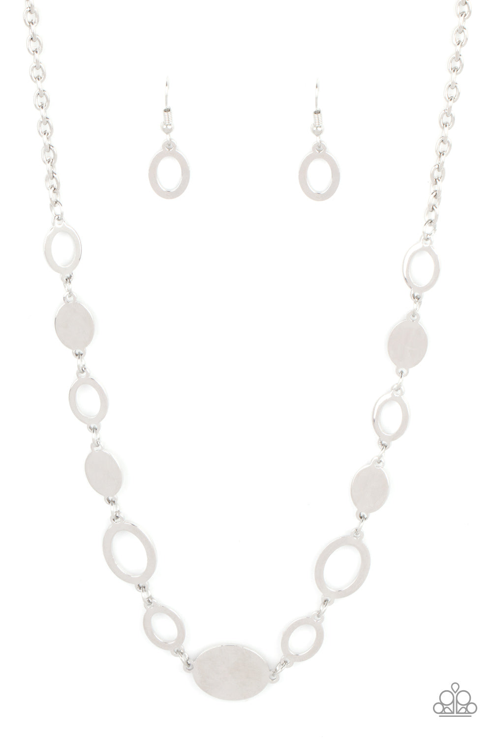 Paparazzi Working OVAL-time - Silver Necklace