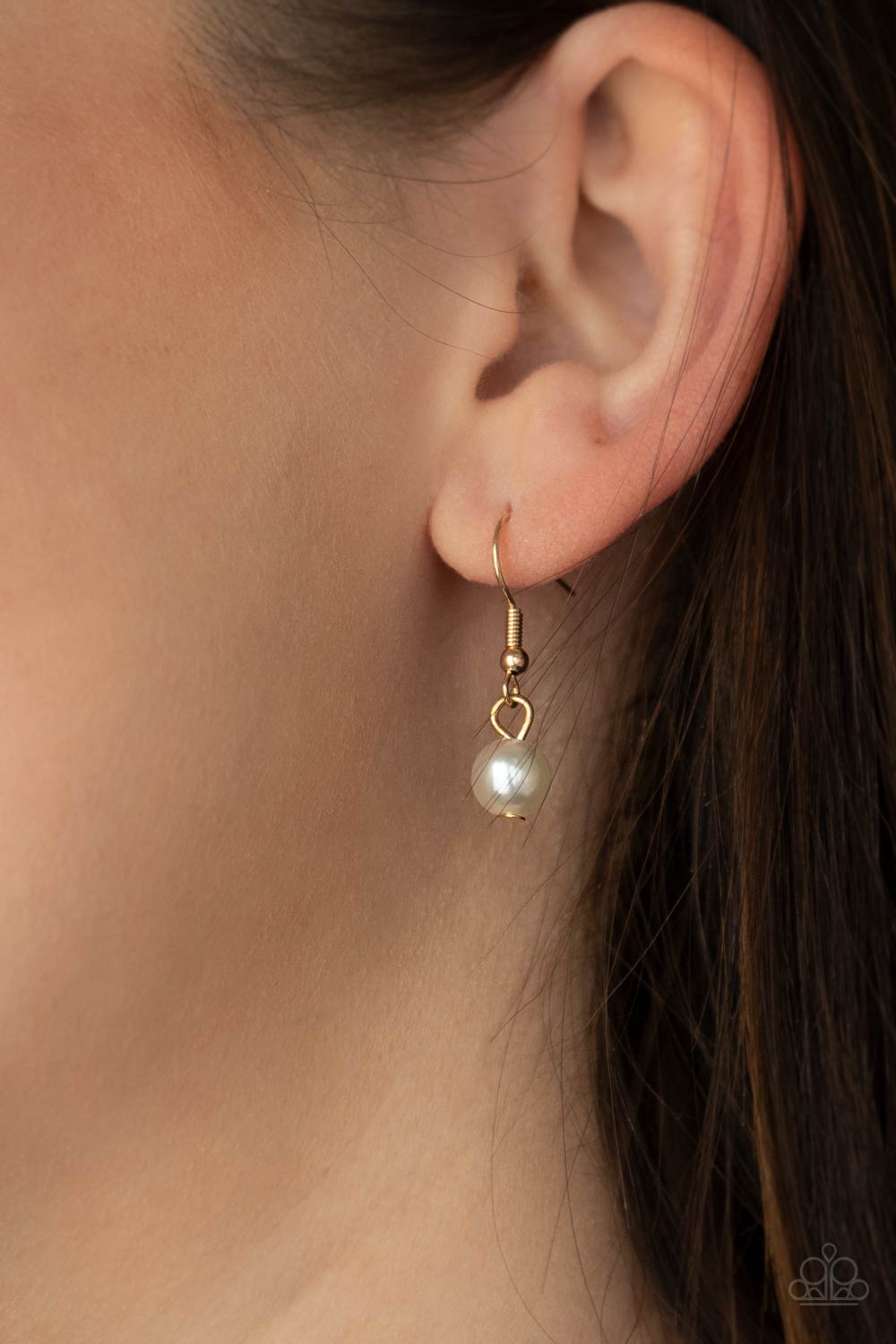 Paparazzi COUNTESS Me In - Gold Necklace