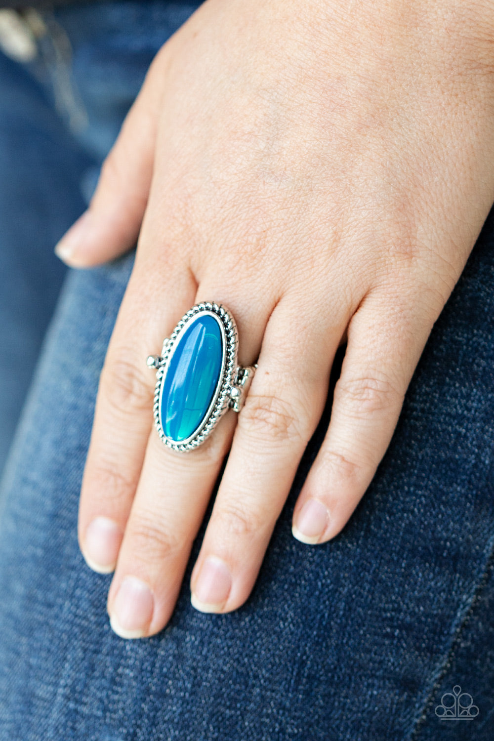 Oval Oasis - Blue Paparazzi Ring