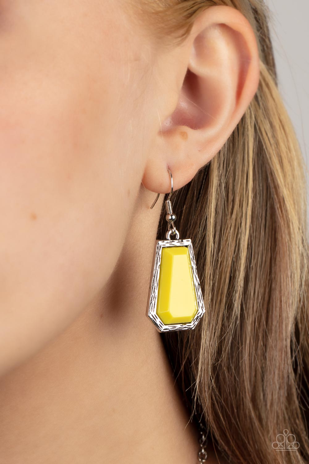 Stellar Heiress - Yellow Paparazzi Necklace