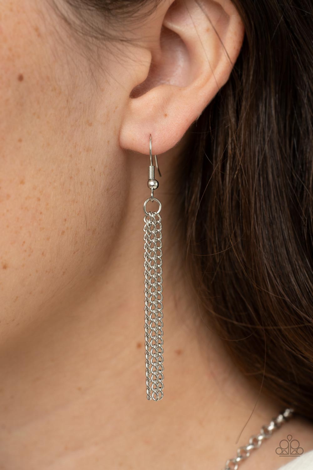 Rosy Redux - Silver Paparazzi Necklace