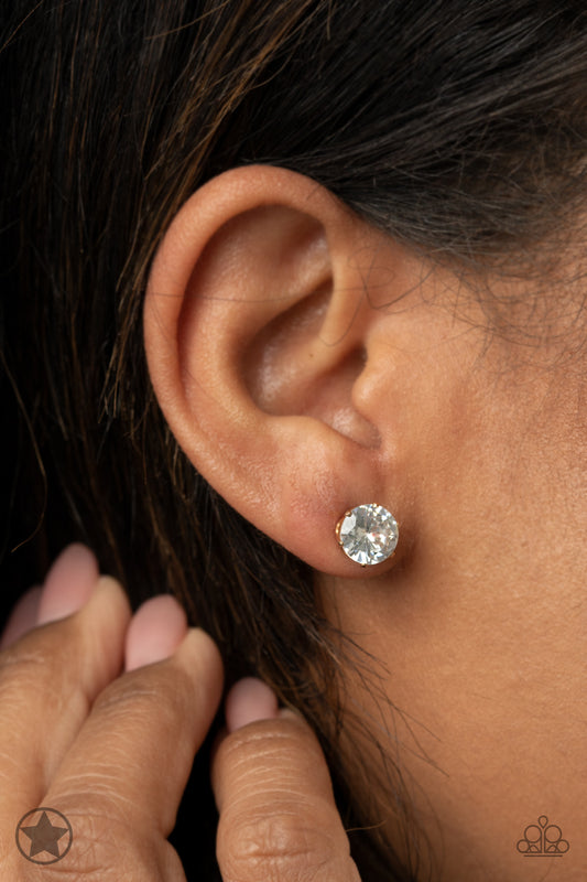 Paparazzi Earrings Just In TIMELESS - Gold Earrings