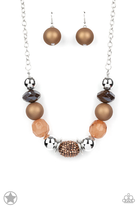 A Warm Welcome Paparazzi Blockbuster Necklace
