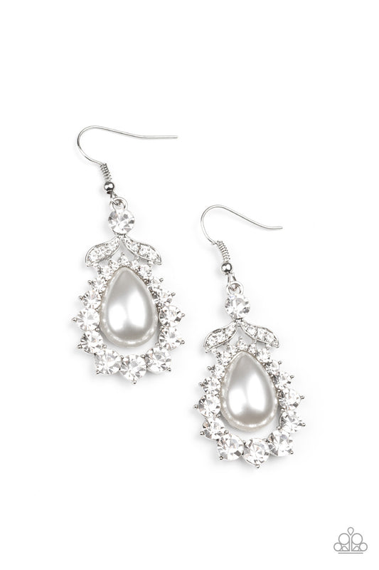 Paparazzi Award Winning Shimmer - White Earring