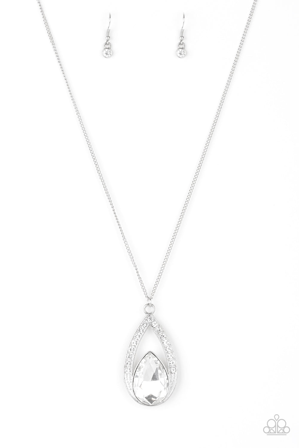 Paparazzi Notorious Noble - White Necklace