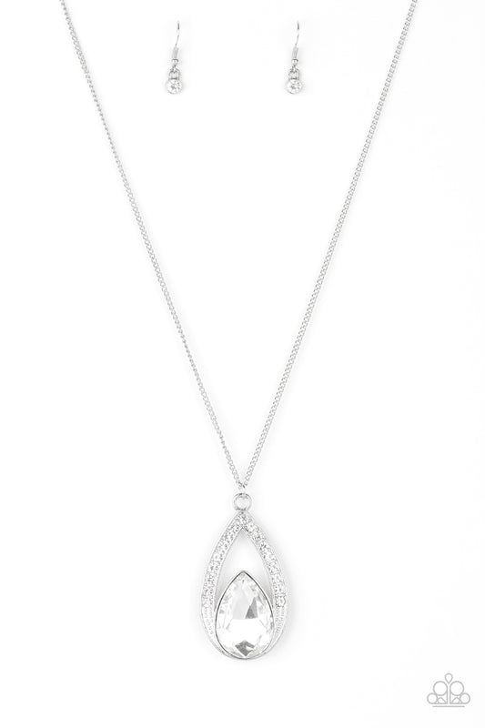 Paparazzi Notorious Noble - White Necklace