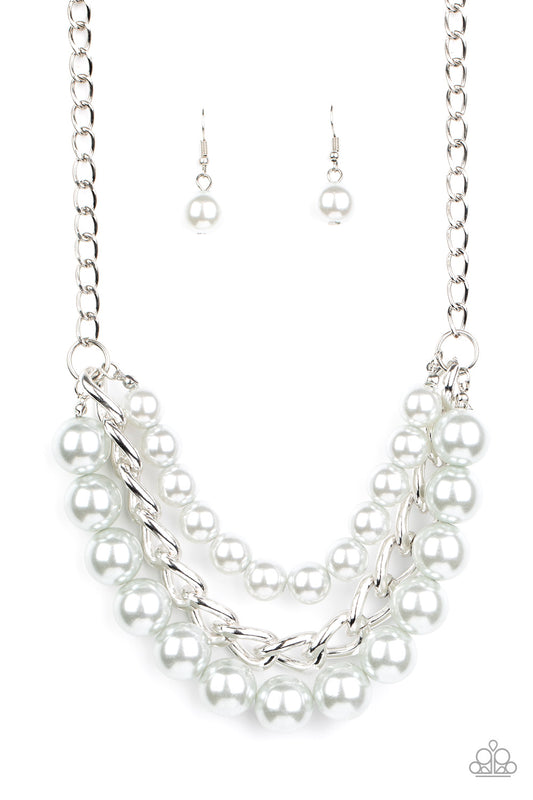 Paparazzi Empire State Empress - Silver Necklace