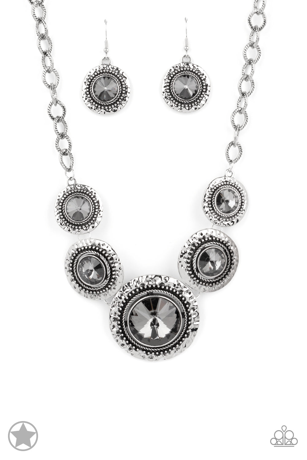 Paparazzi Global Glamour-Silver Necklace