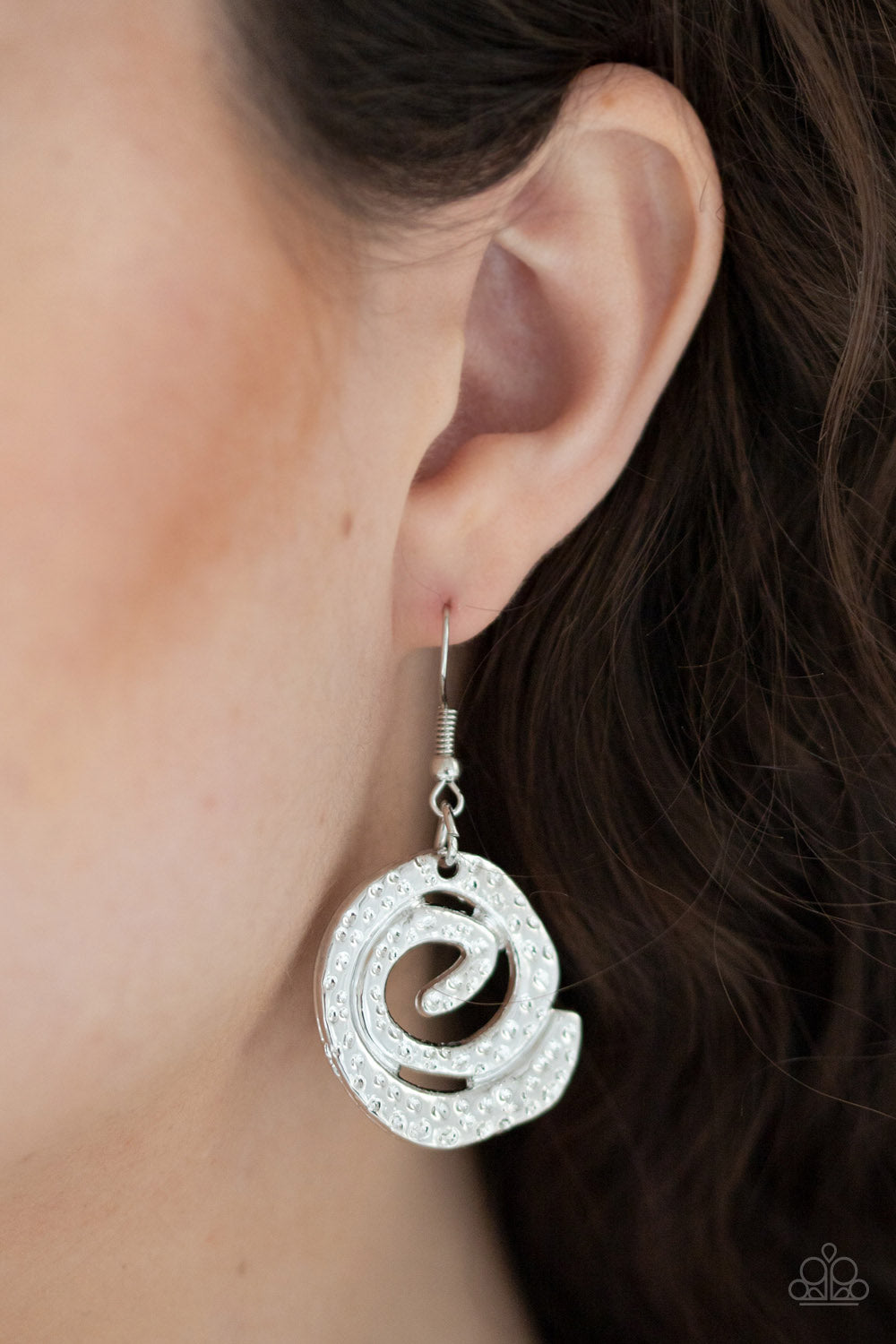Paparazzi Statement Swirl - Silver Necklace