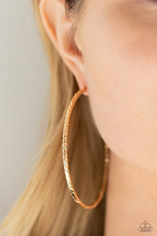 Paparazzi Voluptuous Volume - Gold Earring