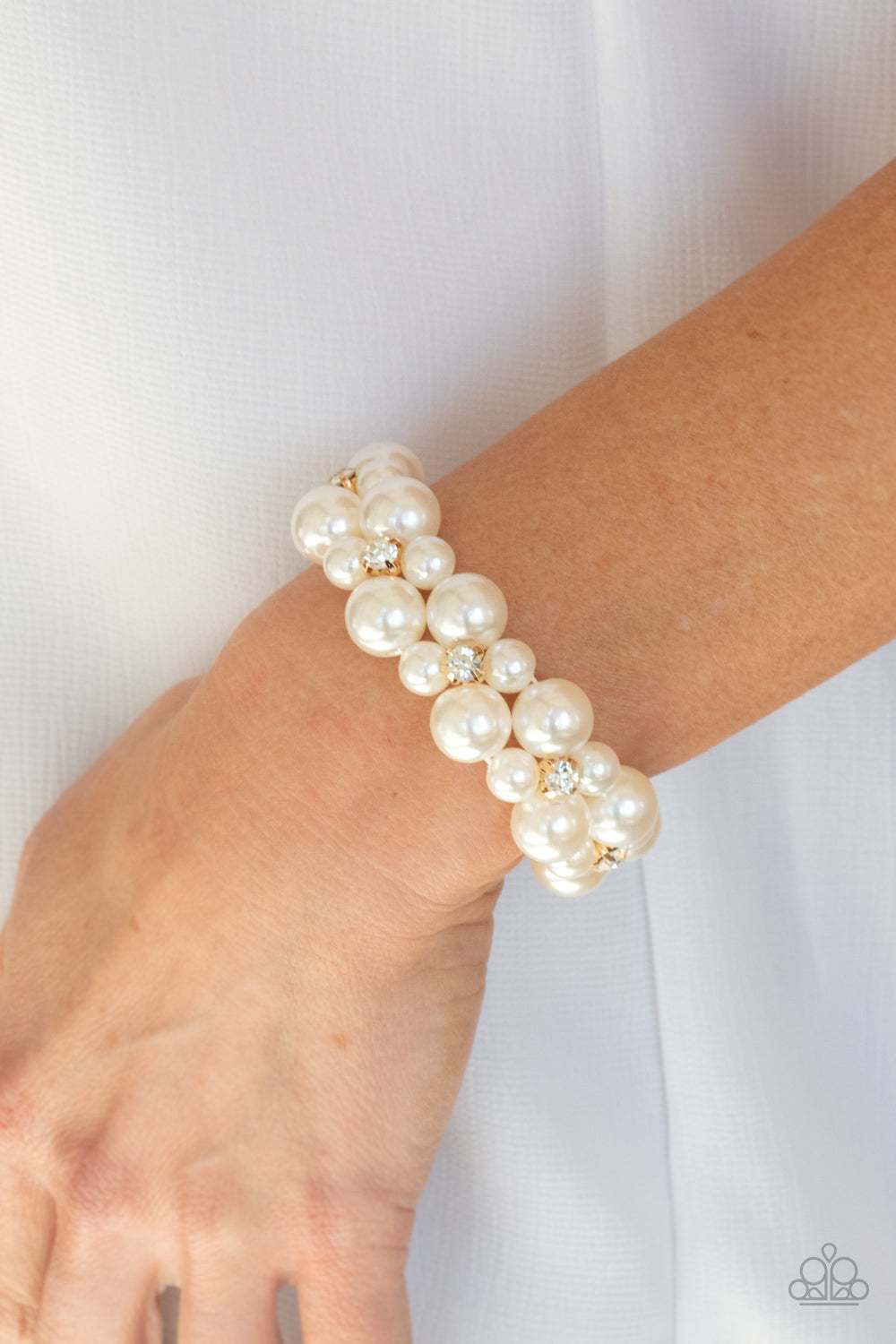 Paparazzi Flirt Alert - Gold pearl Bracelet
