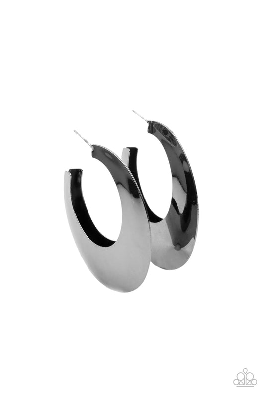 Going OVAL-board - Black Paparazzi Earrings