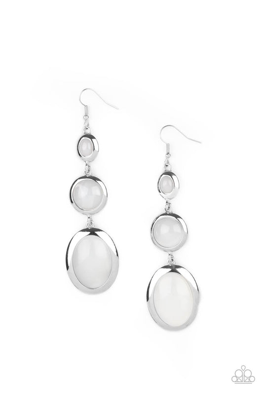 Paparazzi Retro Reality - White Earring