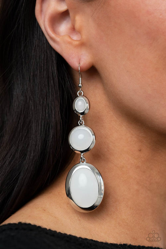 Paparazzi Retro Reality - White Earring