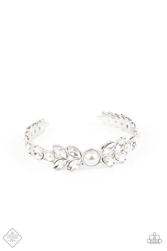 Paparazzi Regal Reminiscence-Silver Bracelet