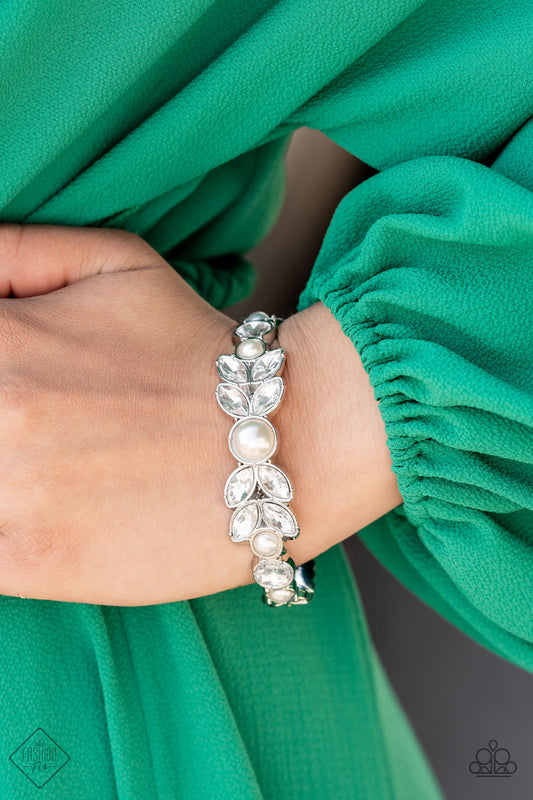 Paparazzi Regal Reminiscence-Silver Bracelet