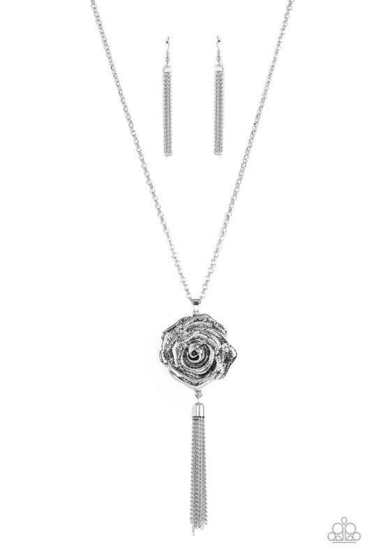 Rosy Redux - Silver Paparazzi Necklace