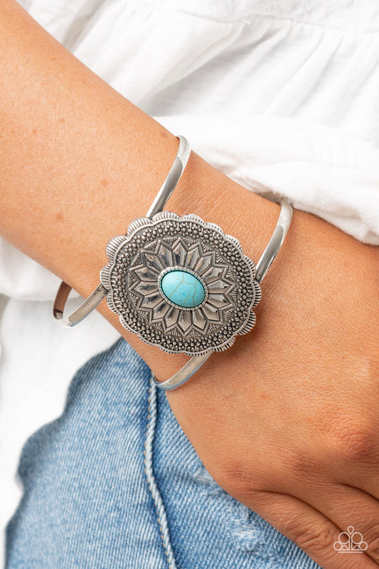 Mirage Magnificence - Blue Paparazzi Bracelet