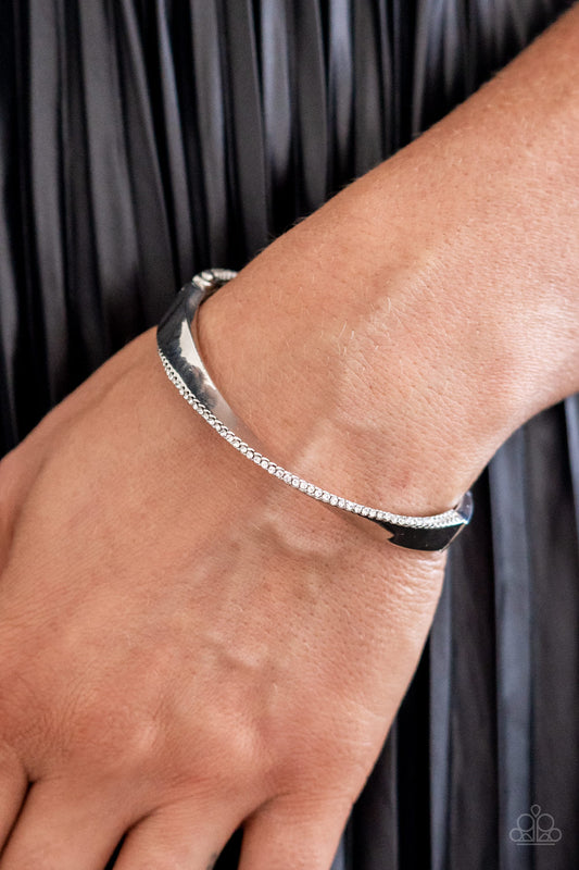 Artistically Adorned - White Paparazzi Bracelet