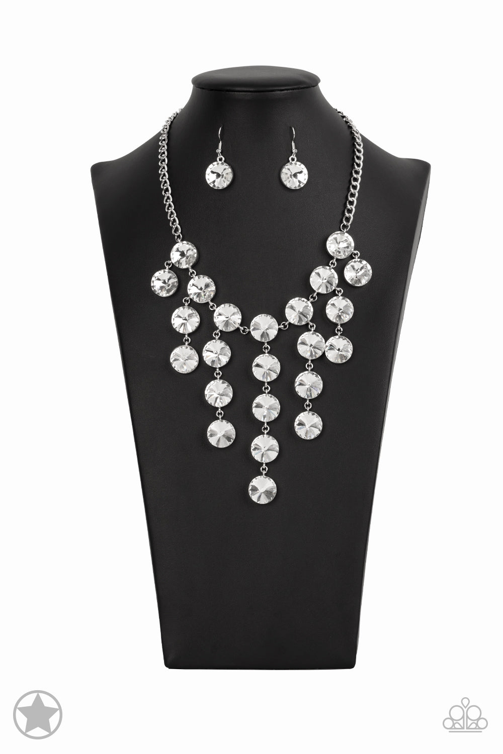 Spotlight Stunner Paparazzi Blockbuster White Necklace